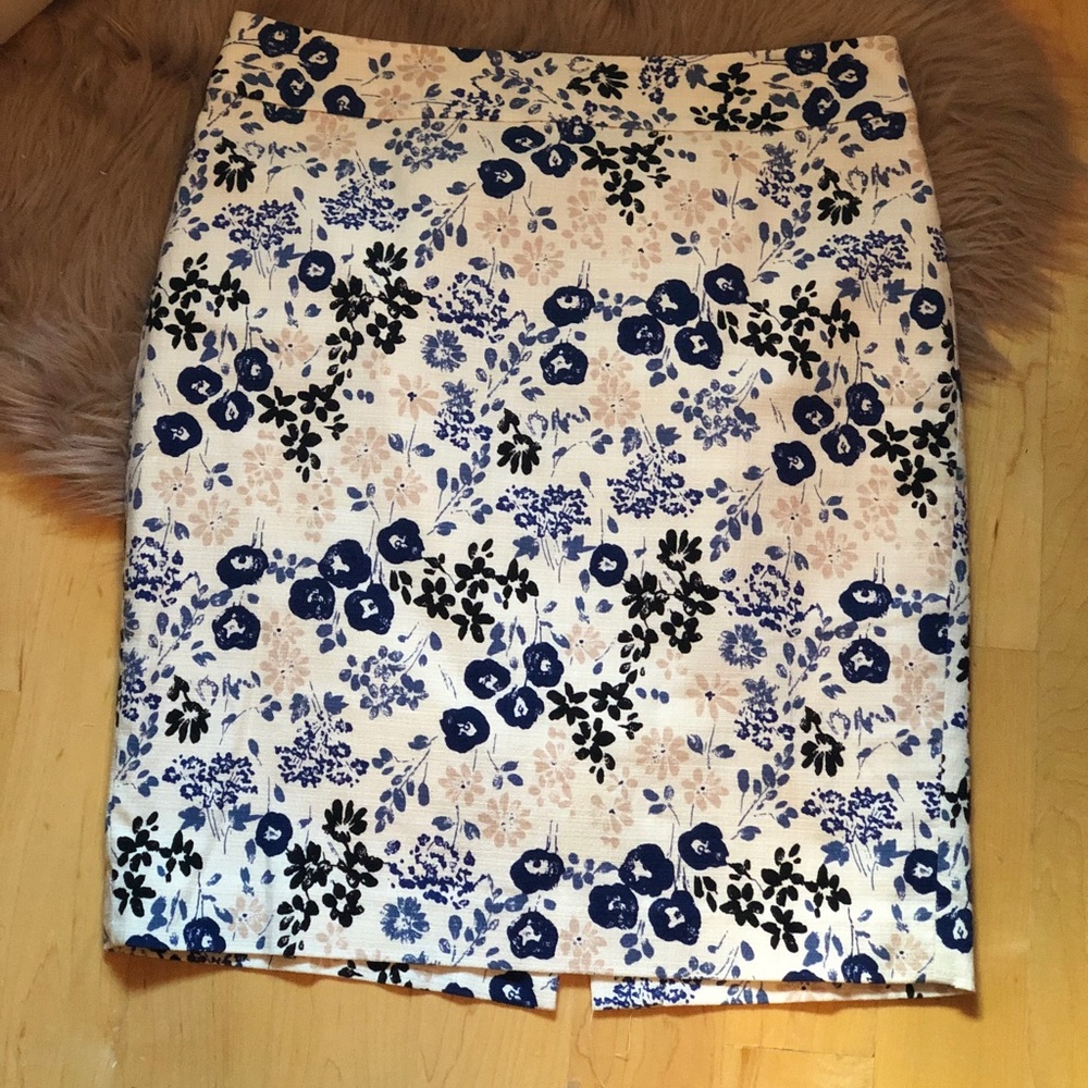 Flowery Ann Taylor Skirt